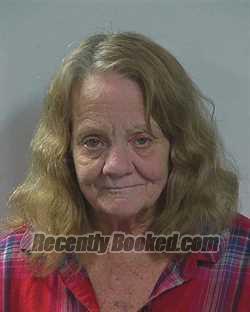 Mugshot of CARRIE JEAN ROBERTSON