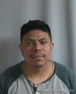 Mugshot of LEOBARDO GUZMAN HERNANDEZ