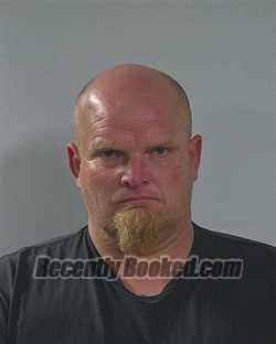 Mugshot of DANIEL JESSE BIGGERS