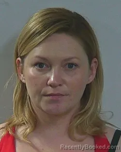 Mugshot of SOSHA MARIE HESTON