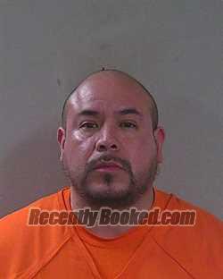 Mugshot of SALVADOR GONZALEZ VEGA