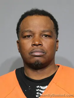 Mugshot of Damon Thomas