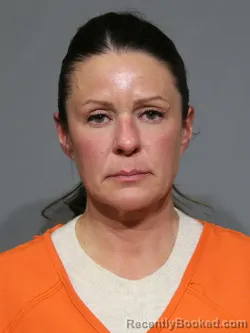 Mugshot of Brooke Suzanne Trackwell