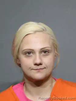 Mugshot of Hayley Elizabeth Yvonne Farr