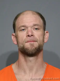Mugshot of Brandon Allen Graves
