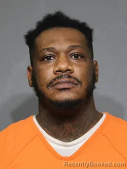 Mugshot of Diamondnique Aundraius Mhalik Key booked in York County, South Carolina on August 28, 2026