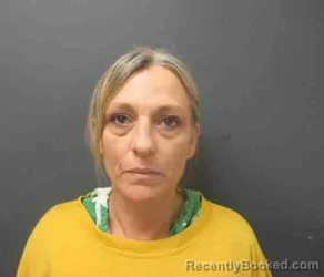 Mugshot of LINDSEY MARIE EDMUNDSON