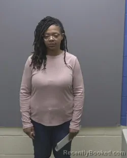 Mugshot of NYSHIA SIMS