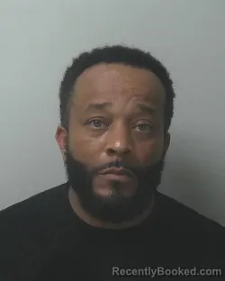 Mugshot of MAURICE ANDREA MCCULLOUGH