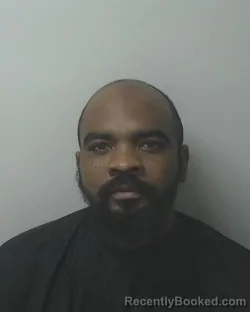 Mugshot of DAKEEM CRAIG MOZELLE booked in Beaufort County, North Carolina on April 16, 2026