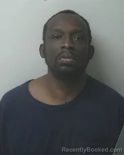 Mugshot of RODREGAS JAMES DAVIS