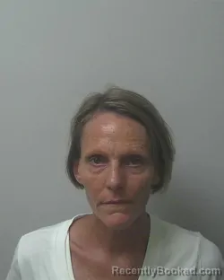 Mugshot of KIMBERLEE LYNN BAILEY booked in Beaufort County, North Carolina on July 17, 2026