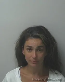 Mugshot of CASSANDRA LEE DANIELS booked in Beaufort County, North Carolina on April 30, 2026