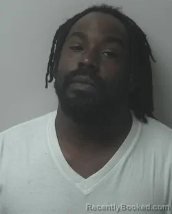Mugshot of DERRICK OCTAVUIS SCOTT booked in Beaufort County, North Carolina on August 5, 2026