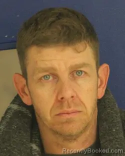 Mugshot of JEREMY S STUEART