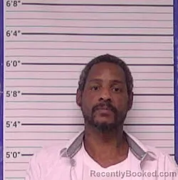 Mugshot of Travon Mondel Best booked in Bladen County, North Carolina on August 27, 2026