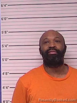 Mugshot of MATTHEW LEE WRIGHT KEMP booked in Bladen County, North Carolina on April 10, 2026