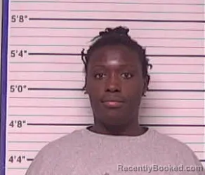 Mugshot of ALEXIS NIJAH LEONARD