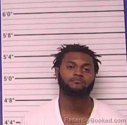 Mugshot of JORDAN JAVON ROBINSON booked in Bladen County, North Carolina on April 9, 2026