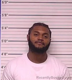 Mugshot of JORDAN JAVON ROBINSON booked in Bladen County, North Carolina on June 16, 2026
