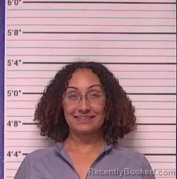 Mugshot of Shiana Di'' Julia Roden