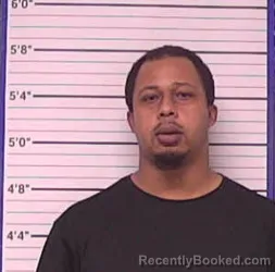 Mugshot of TEONTE LABRIAN RAY