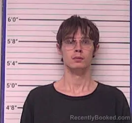 Mugshot of ANTHONY JOHNATHAN SAUNDERS booked in Bladen County, North Carolina on March 26, 2026