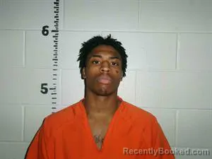 Mugshot of TAYJWAN EDWARDS
