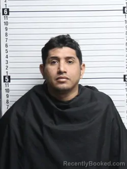 Mugshot of EDWING JAVIER BALLADARES-PADILLA