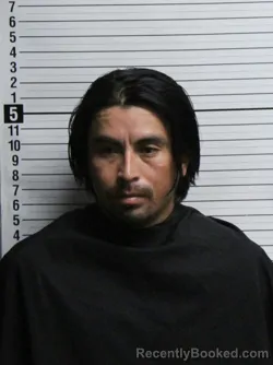 Mugshot of JOSUE MARDOQUEO FUENTES-LOPEZ