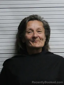 Mugshot of DEBBIE LYNN GUADAGNOLI