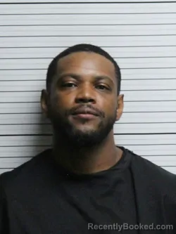Mugshot of ARMWOOD LOVETTE SHAW