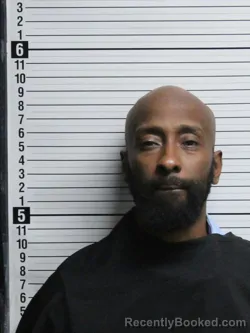 Mugshot of KENNETH JARREAU WARD