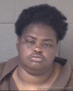 Mugshot of JAZMYN MONAE SMITH