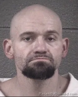 Mugshot of MICHAEL THOMAS TURNER