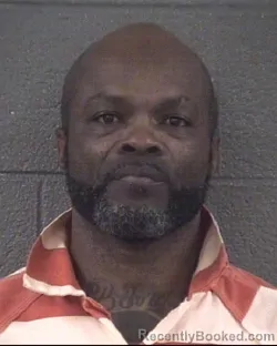 Mugshot of WALTER QUINCY DAVIS booked in Buncombe County, North Carolina on April 24, 2026