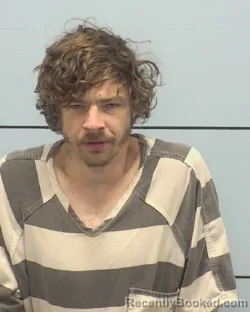 Mugshot of JAMES THOMAS FARR