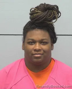 Mugshot of QUEEN IASIA MORRICE ALLAH