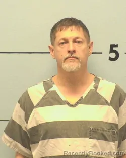 Mugshot of JASON VANCE LEDFORD