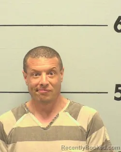 Mugshot of DANIAL GARY CARSWELL