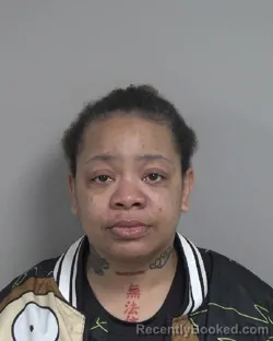 Mugshot of JANIECE MARIA EASLEY