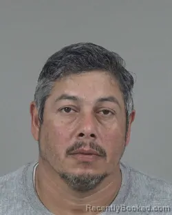 Mugshot of EDGAR ALEXANDER HERNANDEZ