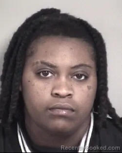 Mugshot of KANIAH MONAE CHISHOLM
