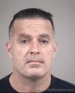 Mugshot of ROBERT B QUINN