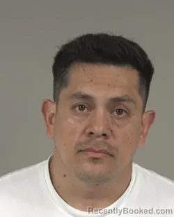 Mugshot of EDWIN ANDRES MONROY-MENDIETA