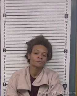 Mugshot of DAWN TESHA DENISE DAVENPORT