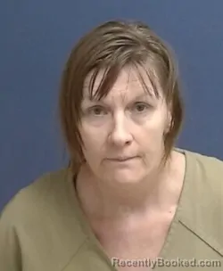 Mugshot of CAMMIE JEAN SUTHERLAND