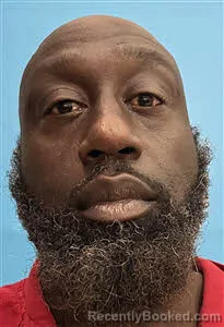 Mugshot of Ernesto Michael Curtis Lake