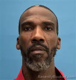 Mugshot of Vincent Nerosharone Lewis booked in Desoto County, Florida on August 31, 2026