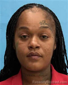 Mugshot of Tashada Yatasia Bryant booked in Desoto County, Florida on September 1, 2026
